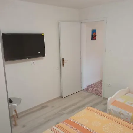 Guesthouse Eljuga Family Stari Grad  Exterior foto