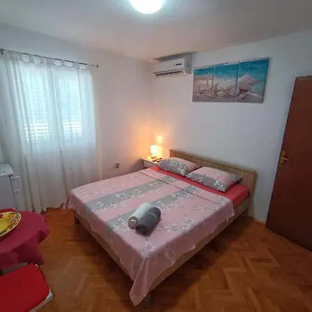 Guesthouse Eljuga Family Stari Grad  Exterior foto