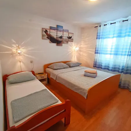 Guesthouse Eljuga Family Stari Grad  Exterior foto