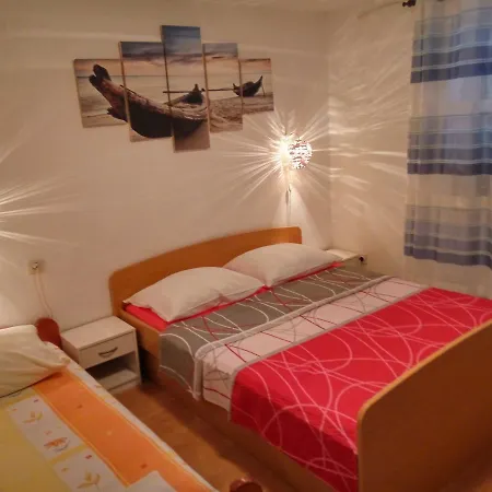 Guesthouse Eljuga Family Stari Grad  Exterior foto