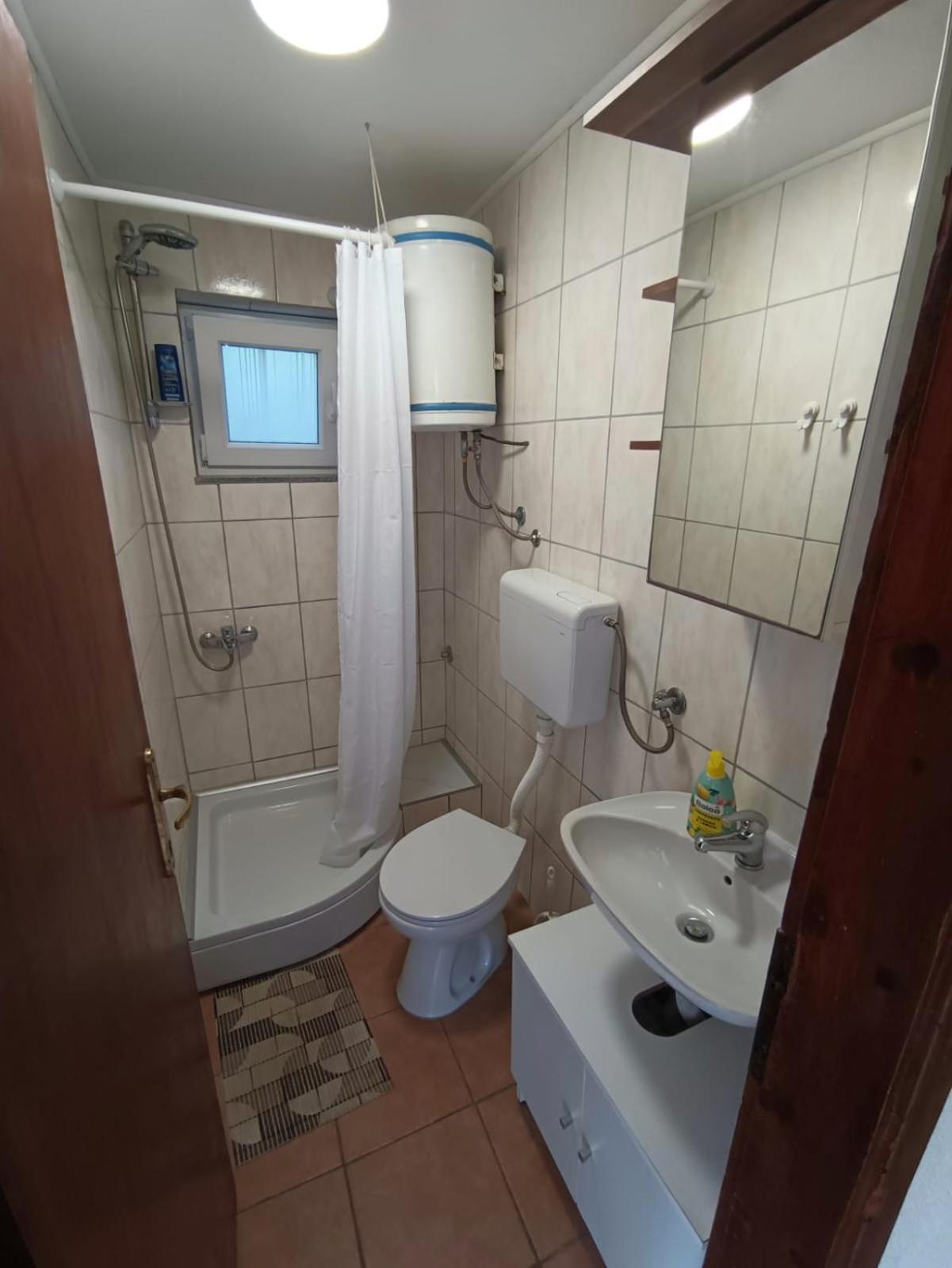 Eljuga Family Apartment *