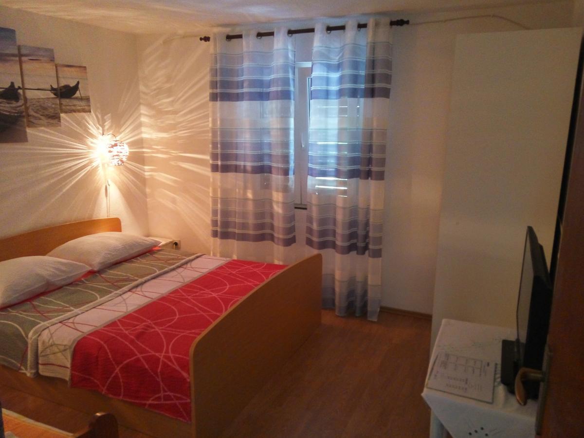 Eljuga Family Apartment *